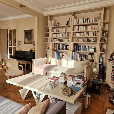 2 Private In An Elegant Haussmannian باريس