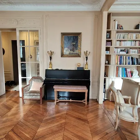 Privatunterkunft 2 Private In An Elegant Haussmannian Paris