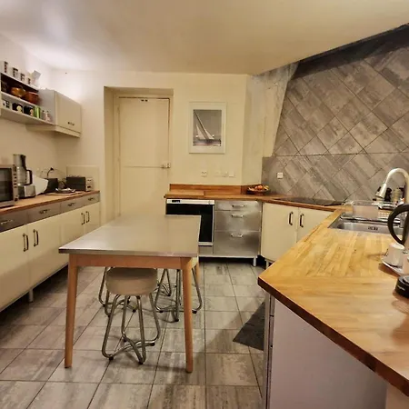 2 Private In An Elegant Haussmannian *