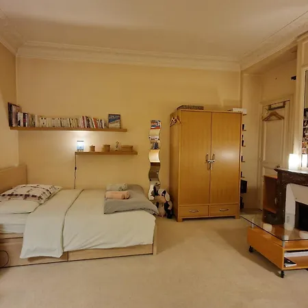Séjour chez l'habitant 2 Private In An Elegant Haussmannian Paris