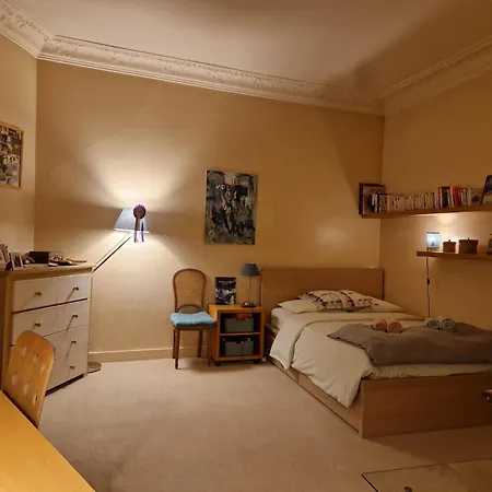 2 Private In An Elegant Haussmannian Paris