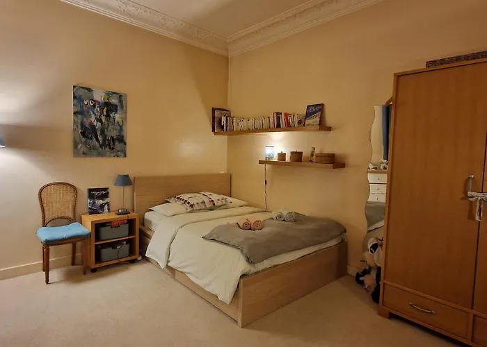 2 Private In An Elegant Haussmannian باريس