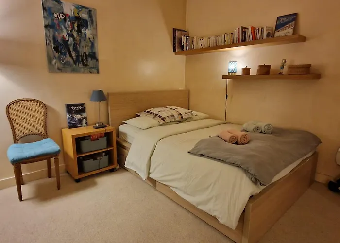 2 Private In An Elegant Haussmannian *