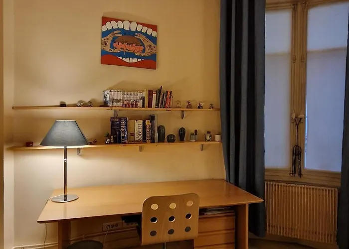 2 Private In An Elegant Haussmannian منزل للإقامة باريس