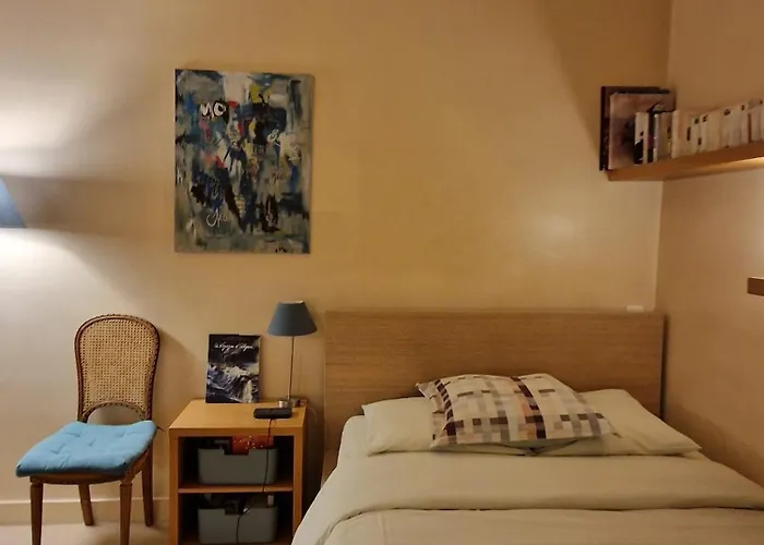 2 Private In An Elegant Haussmannian