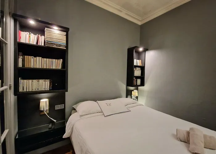 2 Private In An Elegant Haussmannian منزل للإقامة *