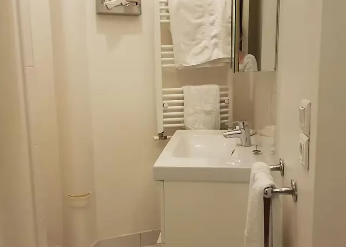 2 Private In An Elegant Haussmannian منزل للإقامة *